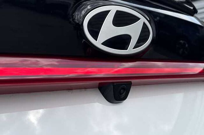 Hyundai i20 1.0T GDi 90 Black Line 5dr DCT 