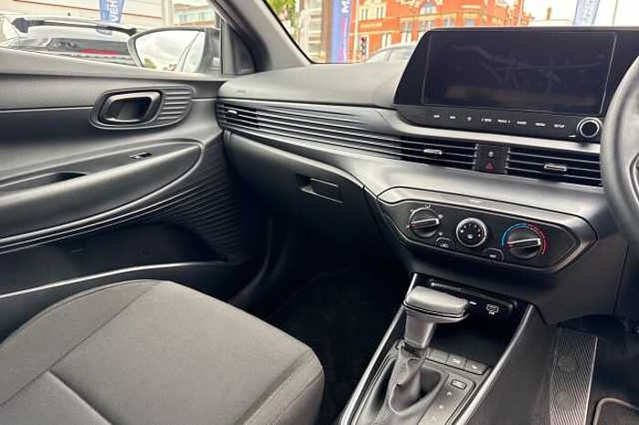 Hyundai i20 1.0T GDi 90 Black Line 5dr DCT 