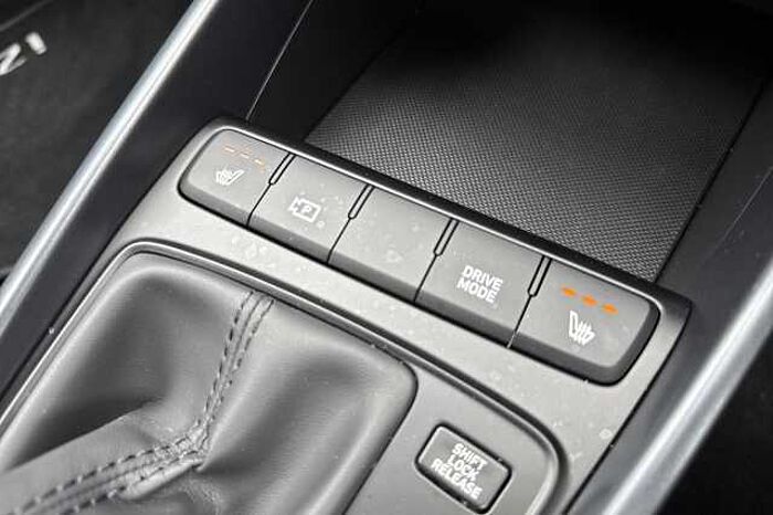 Hyundai i20 1.0T GDi 90 Black Line 5dr DCT 