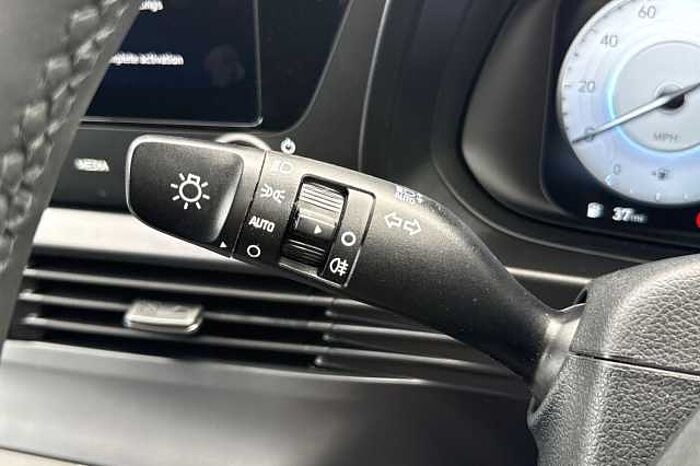 Hyundai i20 1.0T GDi 90 Black Line 5dr DCT 