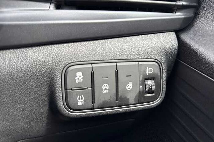 Hyundai i20 1.0T GDi 90 Black Line 5dr DCT 
